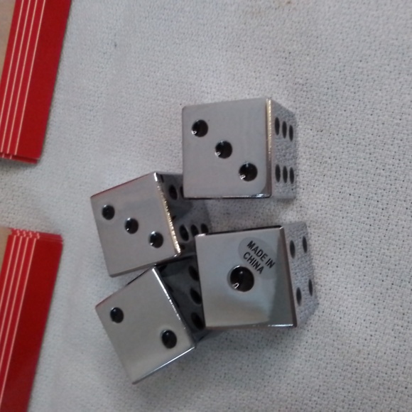 - Set of card/dice games - Picture 5 of 6